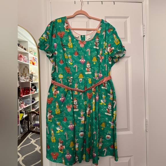 NWOT 2X Stitch Shoppe Disney Christmas Dress - Picture 6 of 9